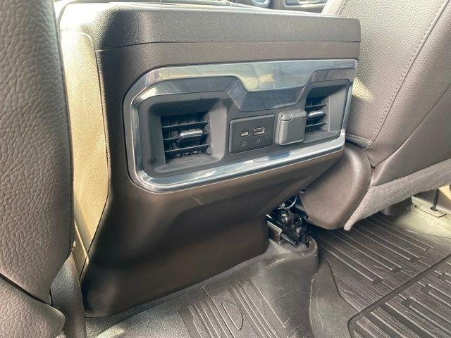 GMC Sierra 1500 Limited Denali Crew Cab 4WD 2022