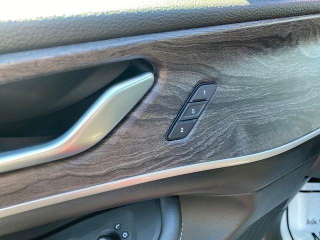 Jeep Grand Cherokee Limited 4WD 2023