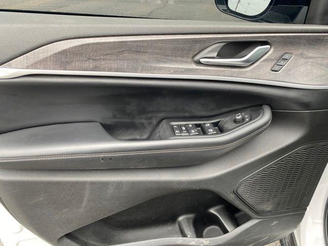 Jeep Grand Cherokee Limited 4WD 2023