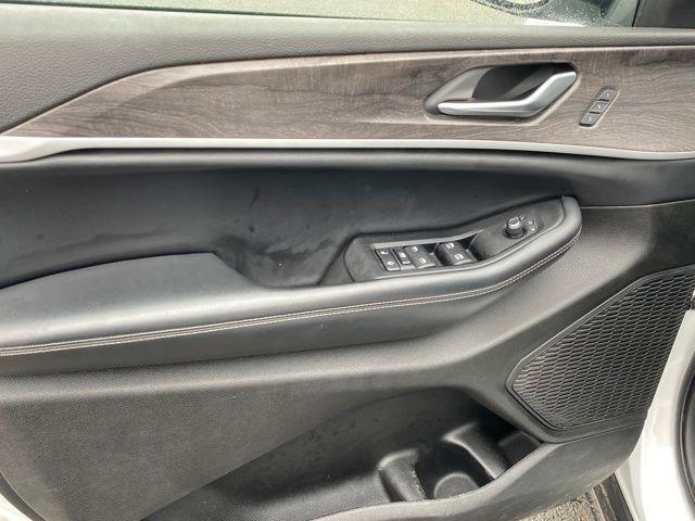 Jeep Grand Cherokee Limited 4WD 2023