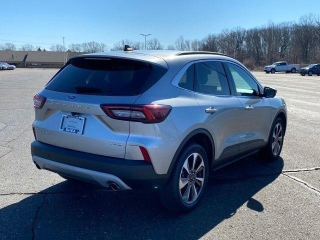 Ford Escape Platinum AWD 2024