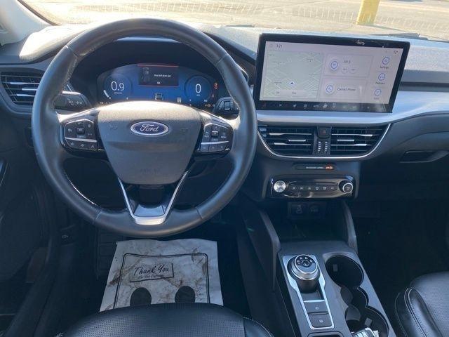 Ford Escape Platinum AWD 2024