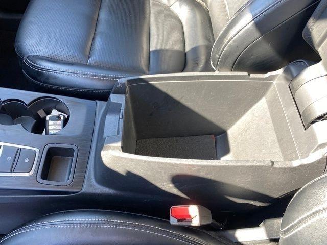 Ford Escape Platinum AWD 2024