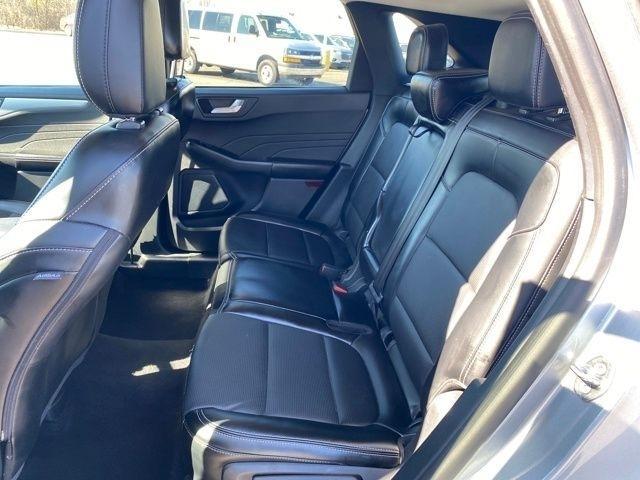 Ford Escape Platinum AWD 2024