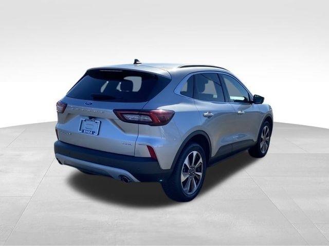 Ford Escape Platinum AWD 2024