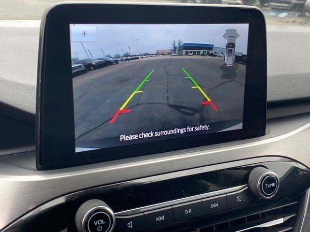 Ford Escape Titanium 4WD 2022