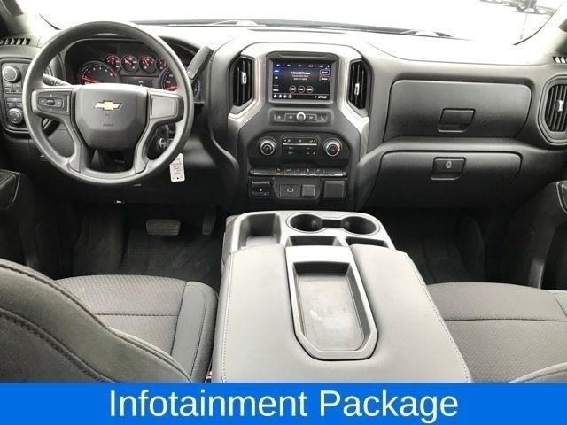 Chevrolet Silverado 1500 Custom Crew Cab Long Box 4WD 2020