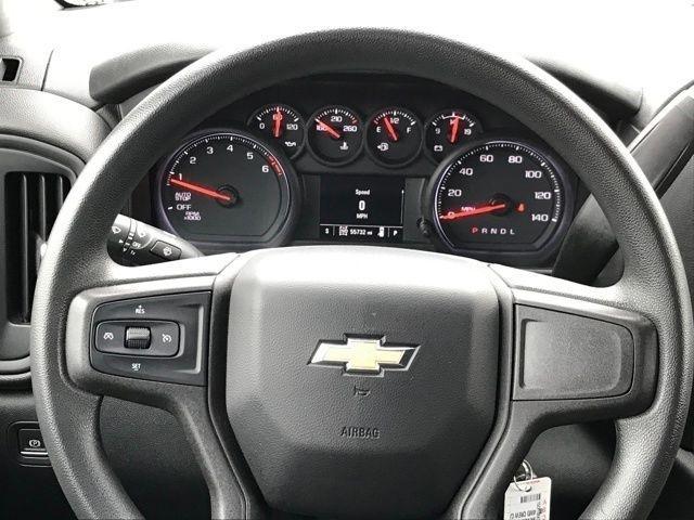 Chevrolet Silverado 1500 Custom Crew Cab Long Box 4WD 2020