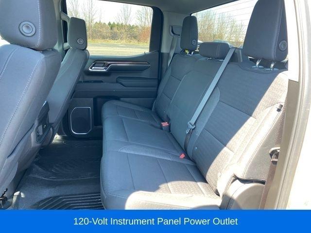 Chevrolet Silverado 1500 Trail Boss LT Crew Cab 4WD 2023