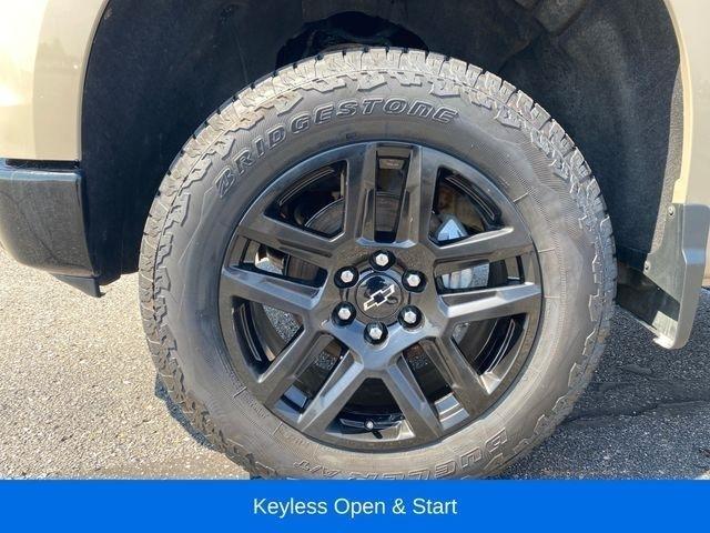 Chevrolet Silverado 1500 Trail Boss LT Crew Cab 4WD 2023