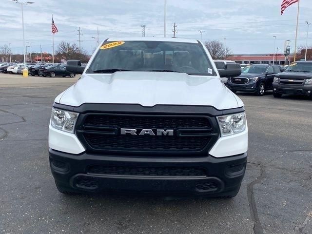 RAM 1500 Tradesman Quad Cab 4WD 2022