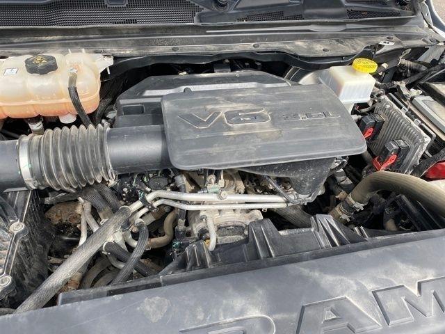 RAM 1500 Tradesman Quad Cab 4WD 2022