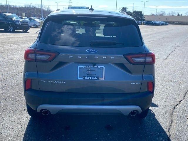Ford Escape Platinum AWD 2023