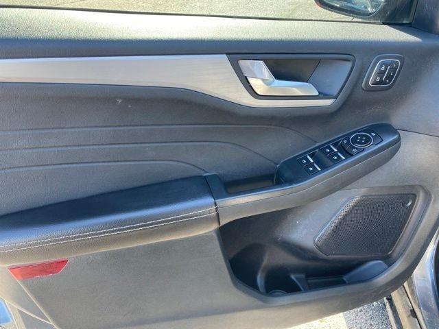 Ford Escape Platinum AWD 2023