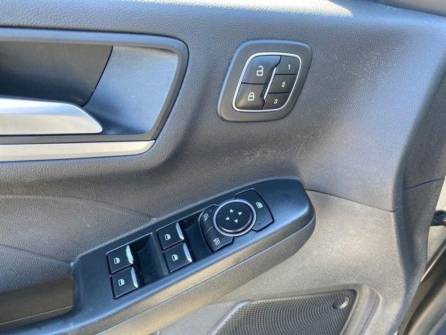 Ford Escape Platinum AWD 2023