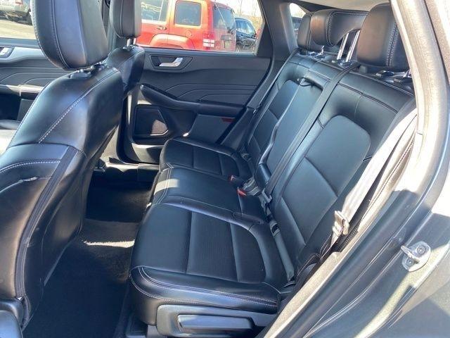 Ford Escape Platinum AWD 2023