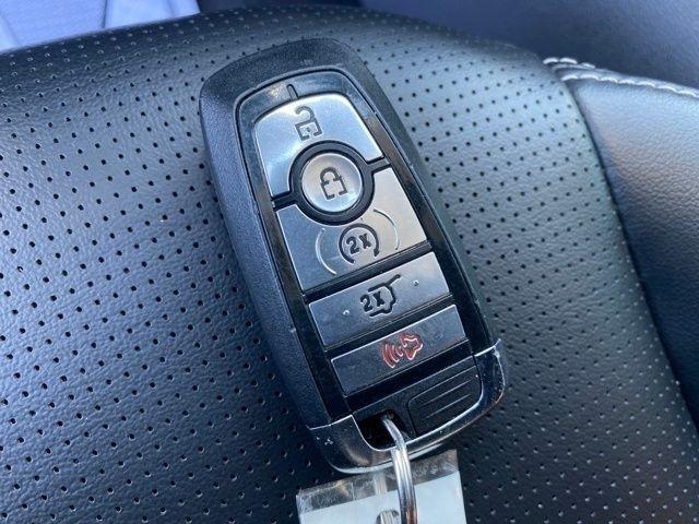 Ford Escape Platinum AWD 2023