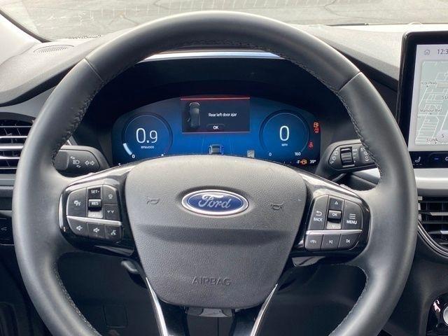Ford Escape Platinum AWD 2024