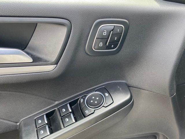 Ford Escape Platinum AWD 2024