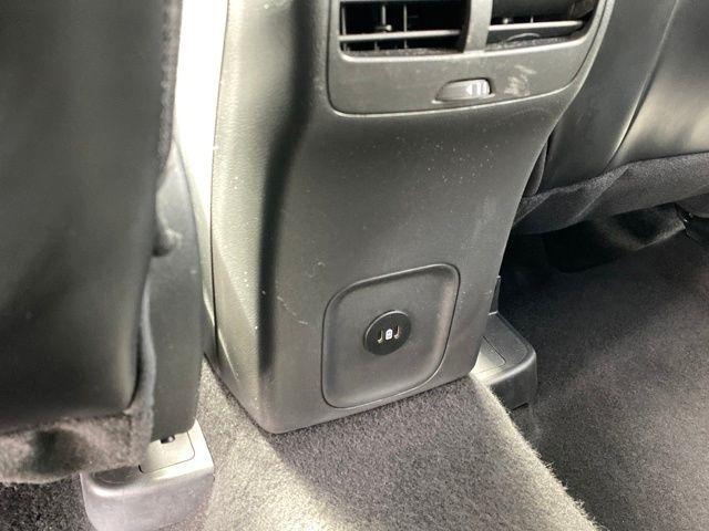 Ford Escape Platinum AWD 2024