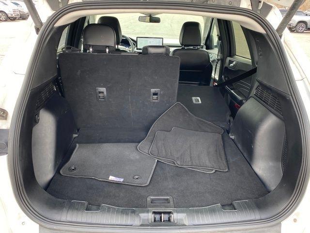 Ford Escape Platinum AWD 2024