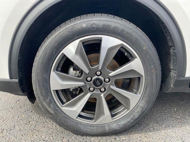 Ford Escape Platinum AWD 2024