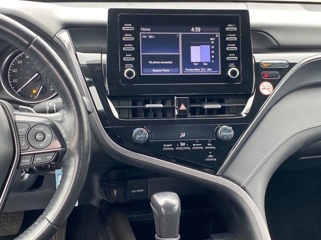 Toyota Camry SE 2023