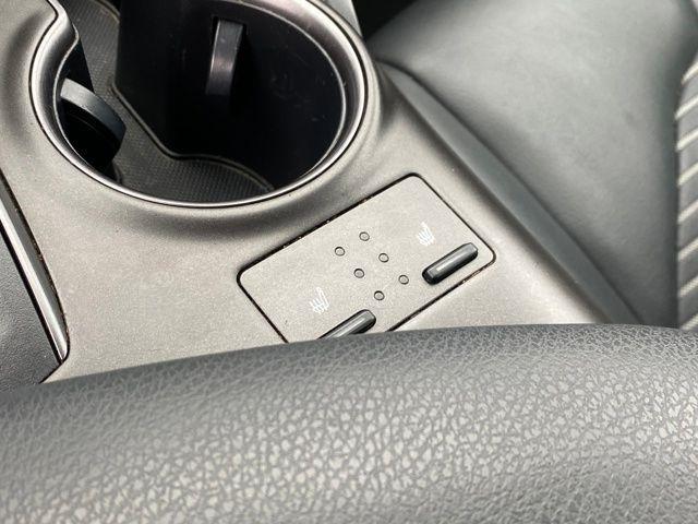 Toyota Camry SE 2023