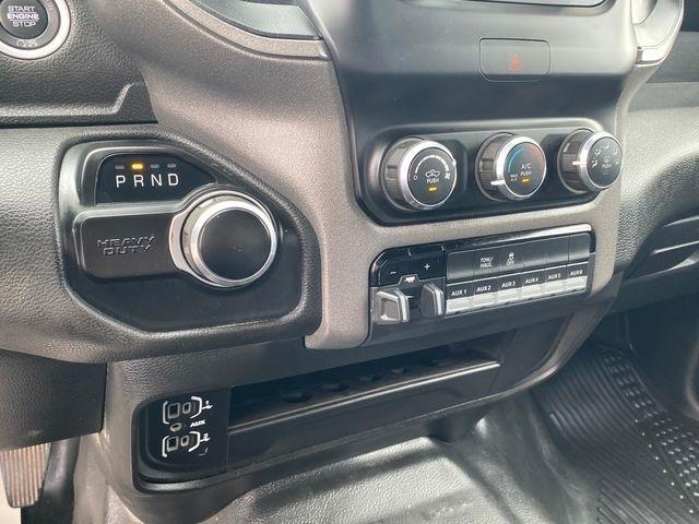RAM 2500 Tradesman Crew Cab LWB 4WD 2022