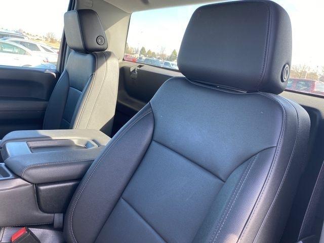 GMC Sierra 2500HD Pro Regular Cab 4WD 2022