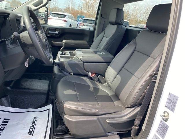 GMC Sierra 2500HD Pro Regular Cab 4WD 2022