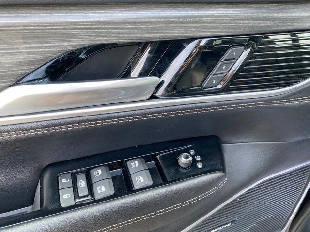 Jeep Wagoneer Series II 4WD 2024