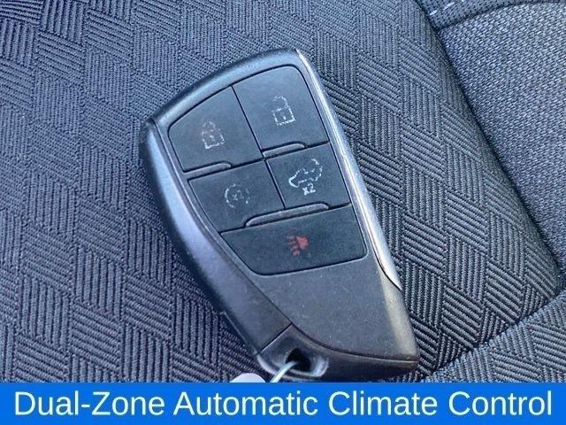 Chevrolet Silverado 1500 RST Crew Cab 4WD 2022