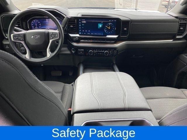 Chevrolet Silverado 2500HD LT Crew Cab Long Box 4WD 2025