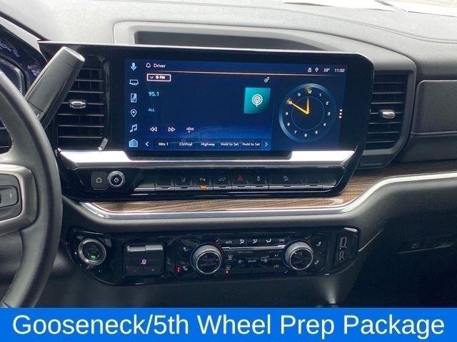 Chevrolet Silverado 2500HD LT Crew Cab Long Box 4WD 2025