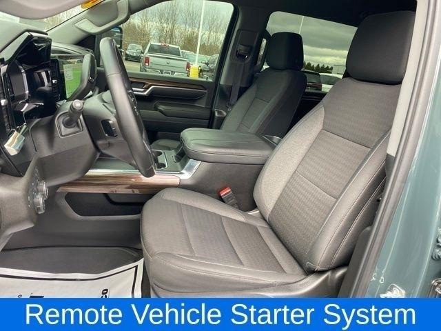 Chevrolet Silverado 2500HD LT Crew Cab Long Box 4WD 2025