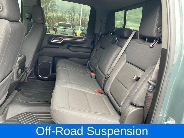 Chevrolet Silverado 2500HD LT Crew Cab Long Box 4WD 2025