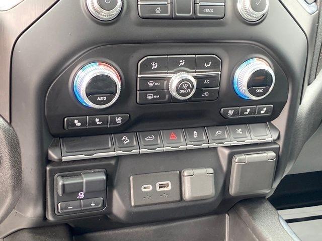 GMC Sierra 2500HD AT4 Crew Cab 4WD 2023