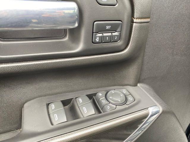 GMC Sierra 2500HD AT4 Crew Cab 4WD 2023