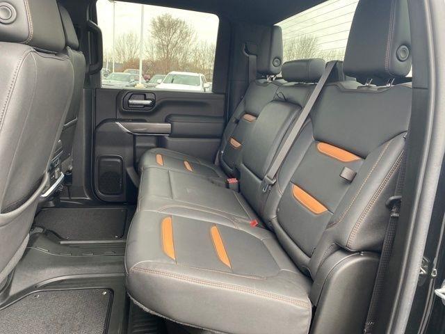 GMC Sierra 2500HD AT4 Crew Cab 4WD 2023