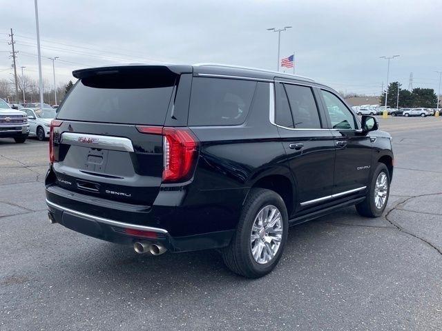 GMC Yukon Denali 4WD 2023
