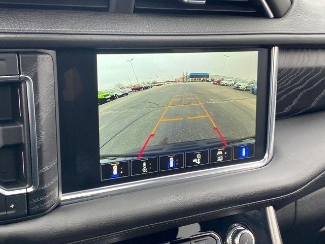 GMC Yukon Denali 4WD 2023