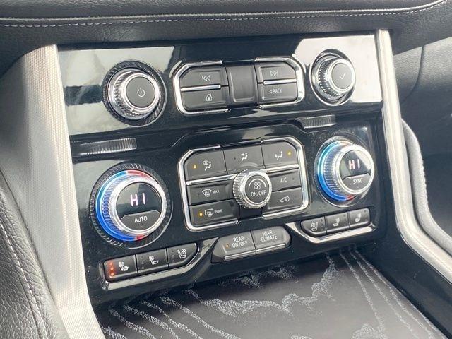 GMC Yukon Denali 4WD 2023