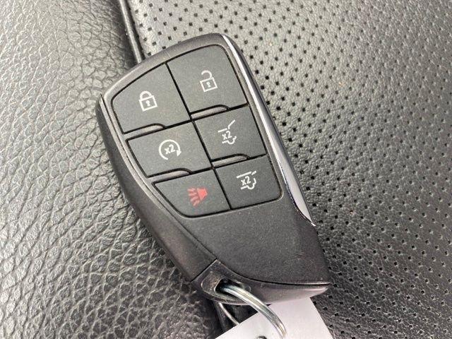 GMC Yukon Denali 4WD 2023