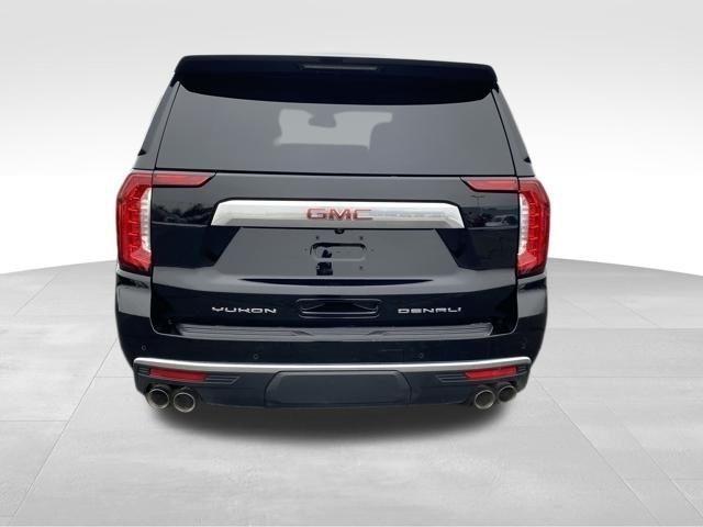 GMC Yukon Denali 4WD 2023