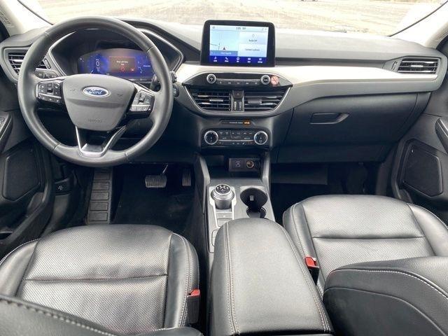 Ford Escape Titanium 4WD 2022