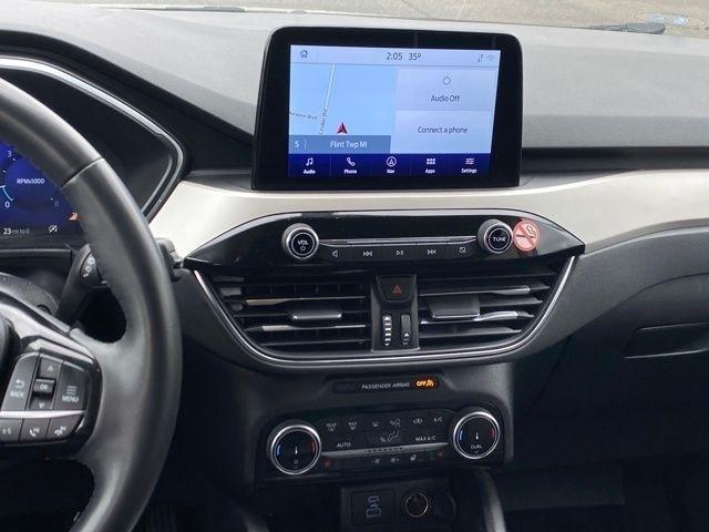 Ford Escape Titanium 4WD 2022