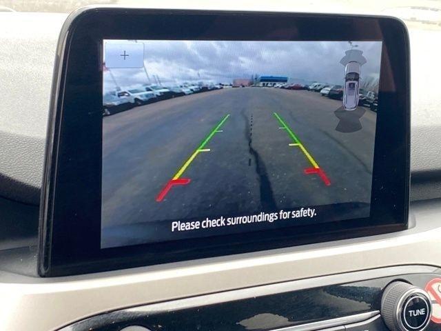 Ford Escape Titanium 4WD 2022