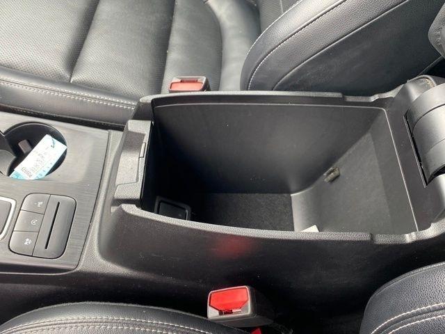 Ford Escape Titanium 4WD 2022