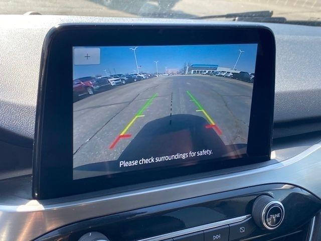 Ford Escape Titanium 4WD 2022